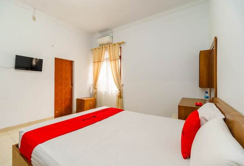 Номер Deluxe, Reddoorz Syariah@jalan Dr Mansyur Medan