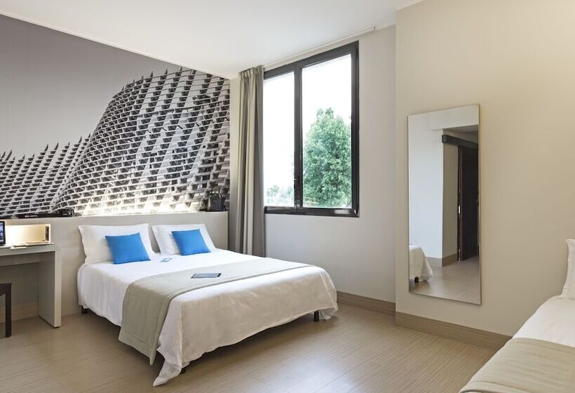 Номер Стандарт Трехместный, B&b Hotel Faenza
