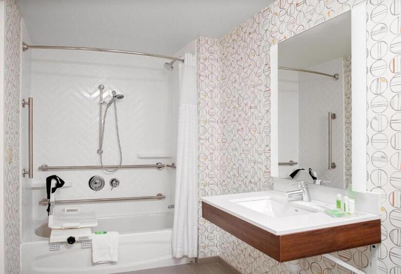 اتاق استاندارد برای معلولان, Holiday Inn Hotel & Suites Boston   Peabody By Ihg