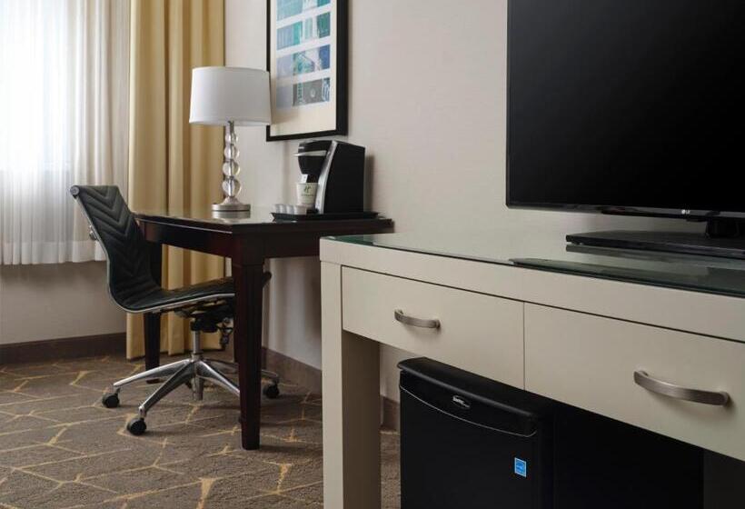 اتاق استاندارد برای معلولان, Holiday Inn Hotel & Suites Boston   Peabody By Ihg