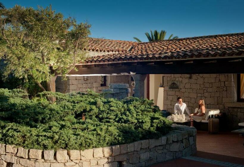 Quarto Clássico Vista Jardim, Palumbalza Porto Rotondo