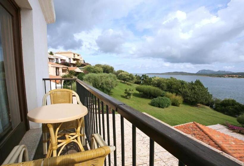 Suíte Júnior Vista Mar, Palumbalza Porto Rotondo