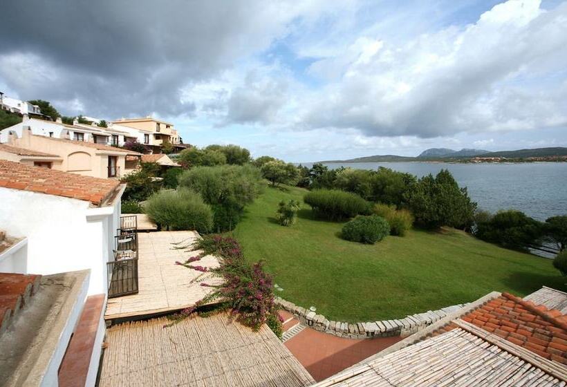 Классический Номер Вид на Сад, Palumbalza Porto Rotondo