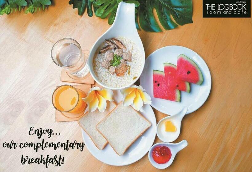 Номер Стандарт Трехместный, The Logbook Room And Cafe