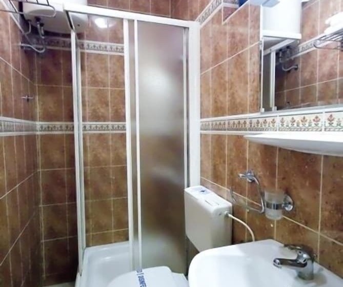 اتاق اکونومی, Garni Hotel Zenit