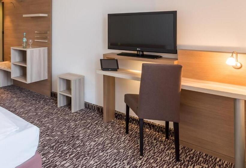 Номер Стандарт Индивидуальный, Park Inn By Radisson Gottingen