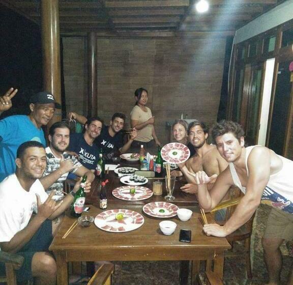 Номер Стандарт, Arrys Watukarung Surfcamp