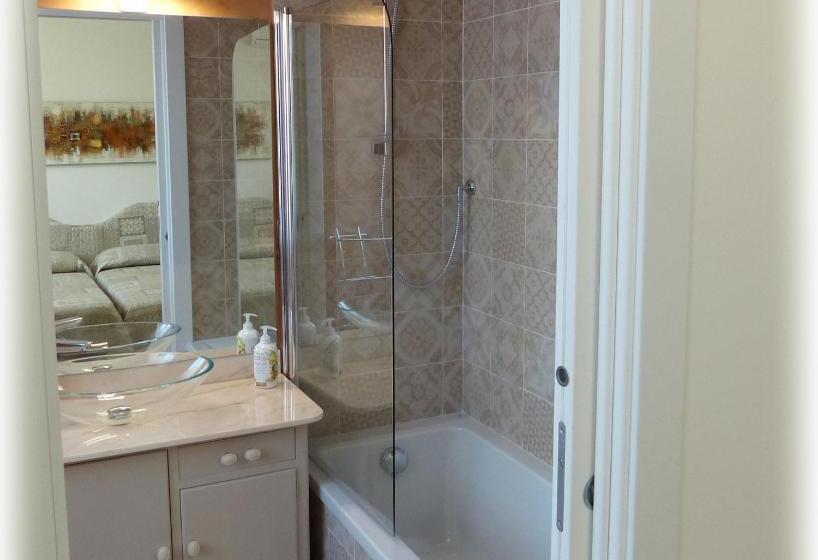 Номер Стандарт, Marinella Guest House