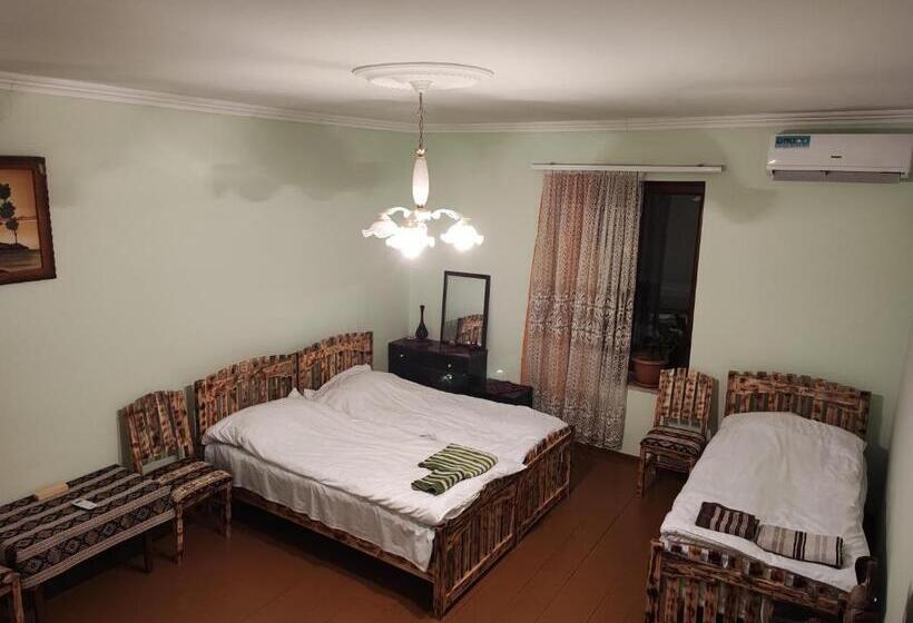 Четырехместный Номер Стандарт, Berdavan Guesthouse