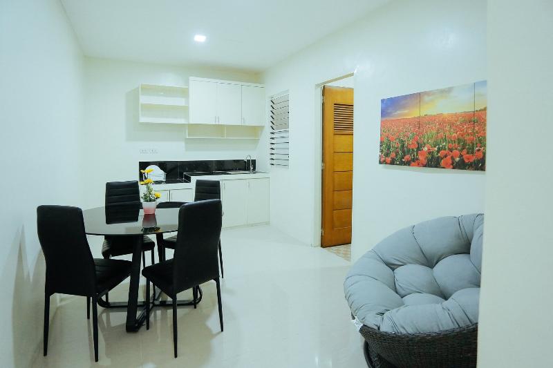 آپارتمان 1 خوابه, Ljenj Apartelle