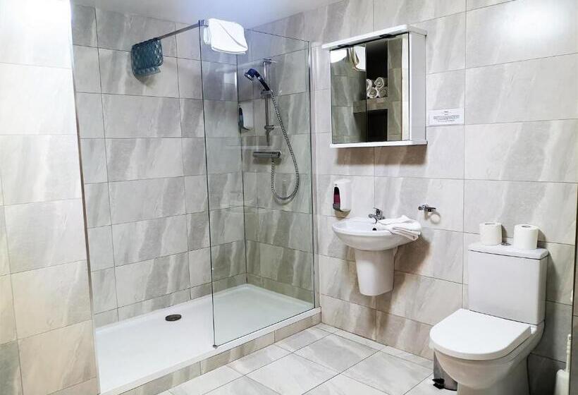 1베드룸 아파트 1층, Bella Vista Hotel & Self Catering Suites