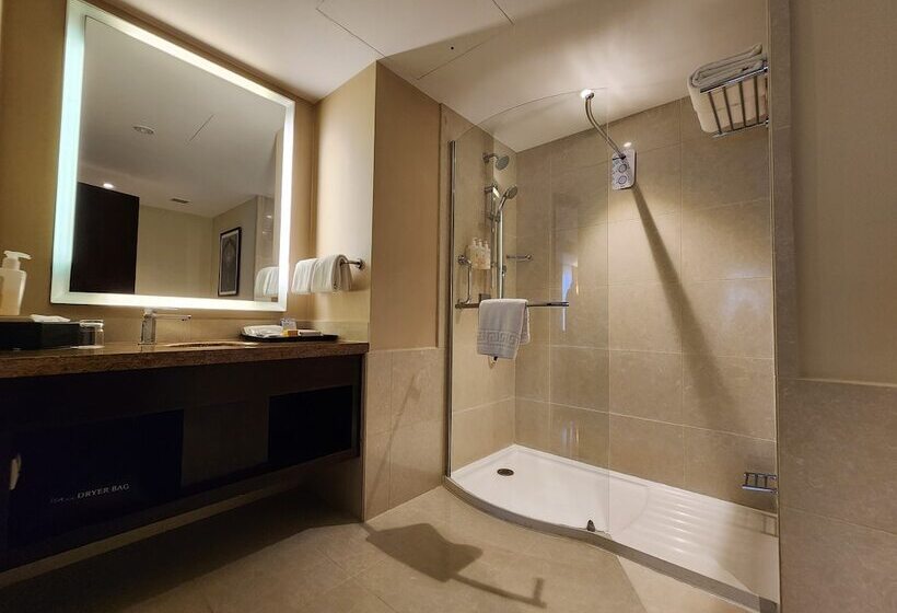 디럭스 룸, Hilton Garden Inn Trivandrum