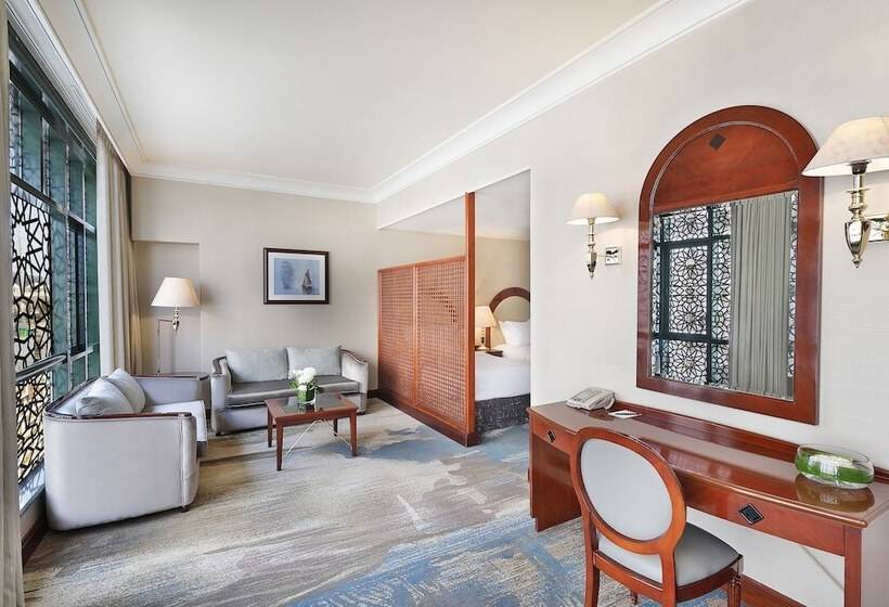 Полулюкс с Видом, Madinah Hilton