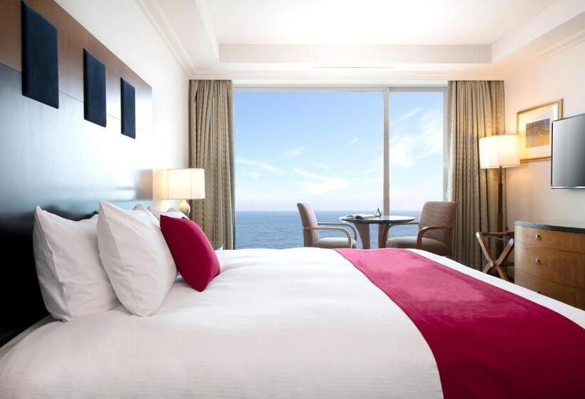 Номер Deluxe Вид на Море, Ramada Plaza By Wyndham Jeju Ocean Front