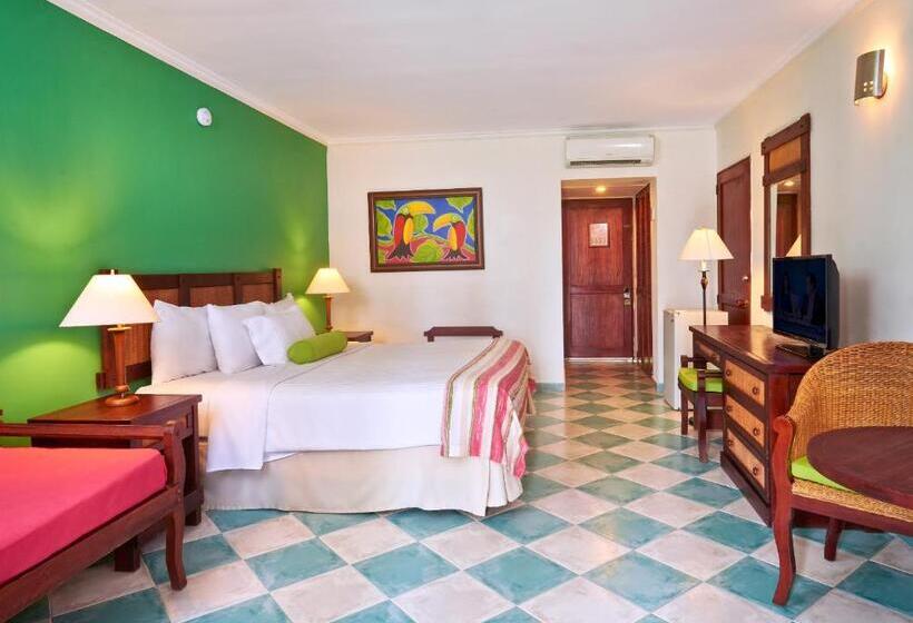 Номер Стандарт Вид на Сад, Grand Decameron Panama, A Trademark All Inclusive Resort