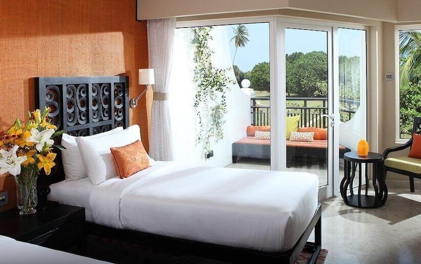 Номер Deluxe Вид на Сад, Taj Bentota Resort & Spa