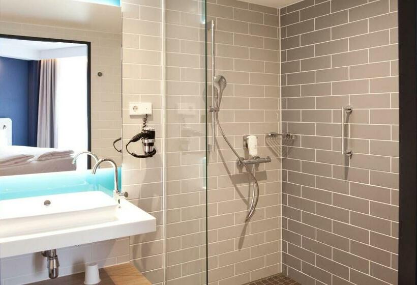 标准间带双人床, Holiday Inn Express   Göppingen, An Ihg