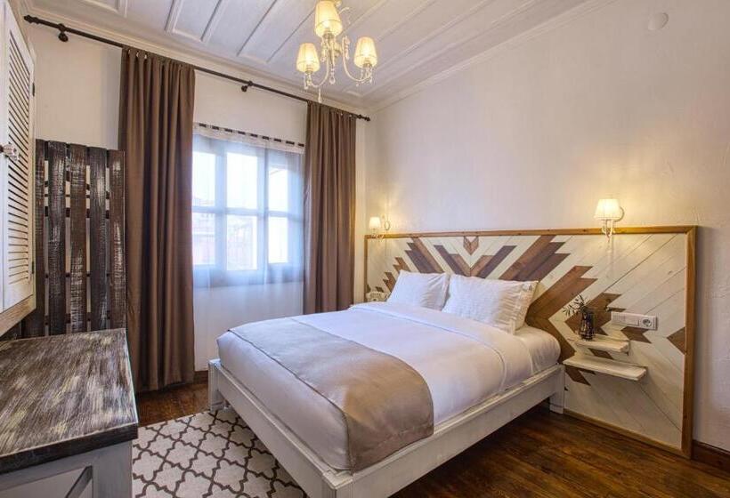 اتاق لوکس, Trilye Bay C Konak