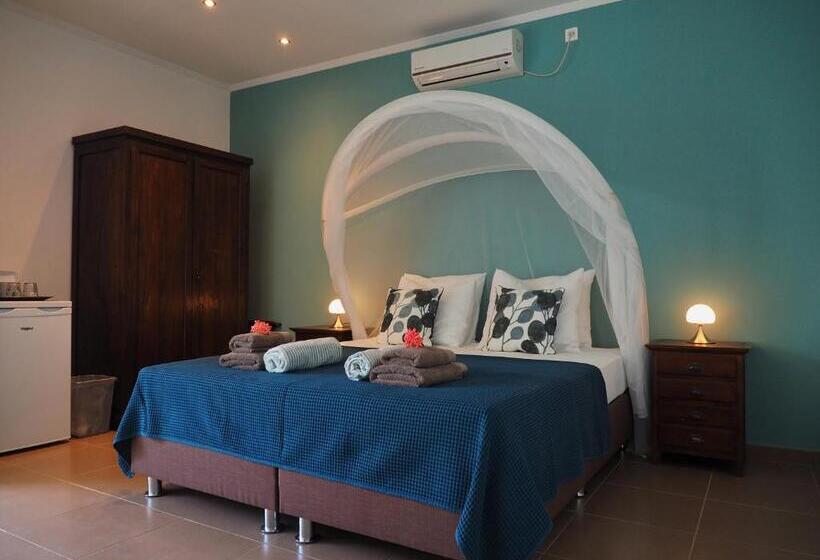 اتاق لوکس با تخت بزرگ, B&b Kas Chuchubi