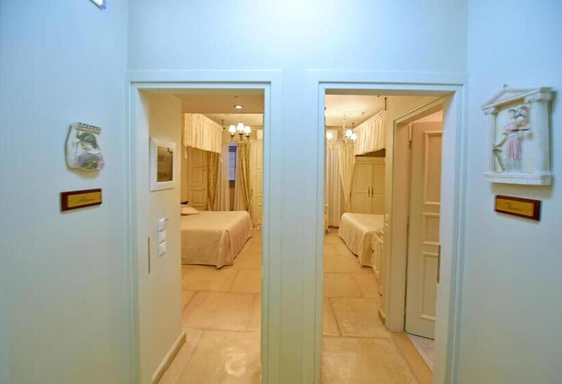 Family Suite, Angelica Boutique