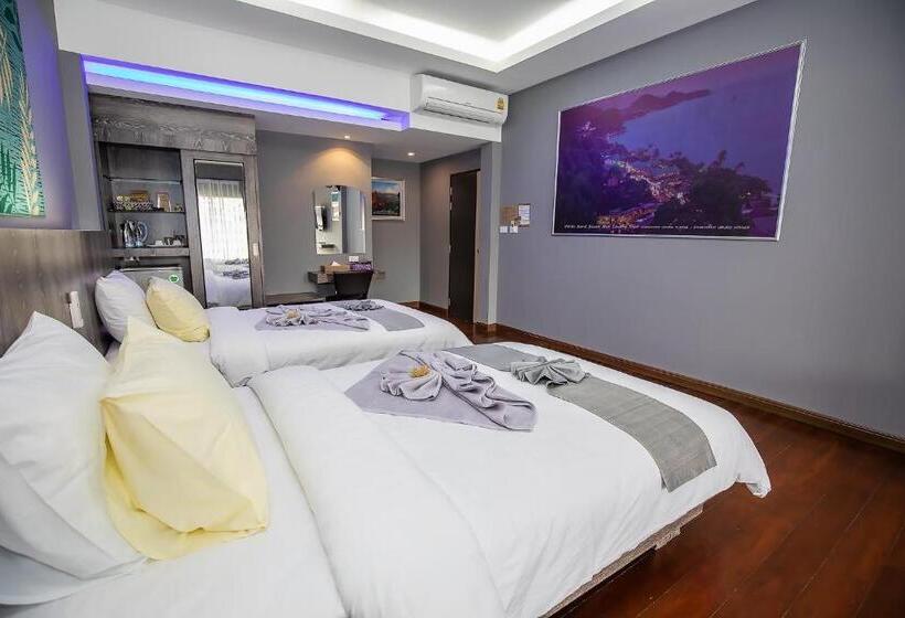 Suite with lake view, Banpu Resort Trat