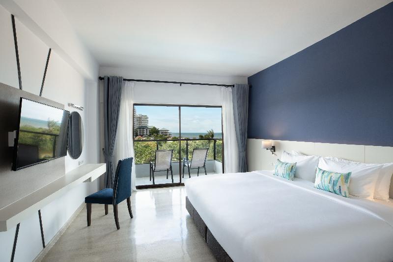 اتاق لوکس با چشم‌انداز دریا, Centara Life Cha Am Beach Resort Hua Hin