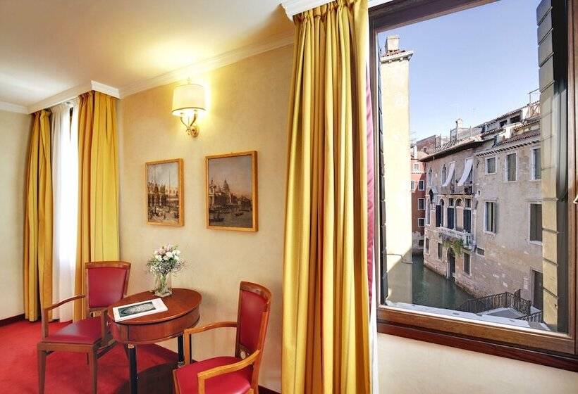سوئیت جونیور کلاسیک, Dona Palace