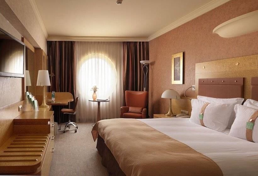 اتاق پرمیوم, Holiday Inn Athens Attica Av, Airport W., An Ihg