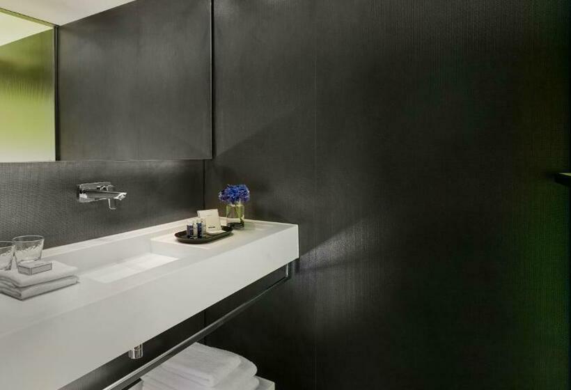 行政房间, Park Plaza London Riverbank
