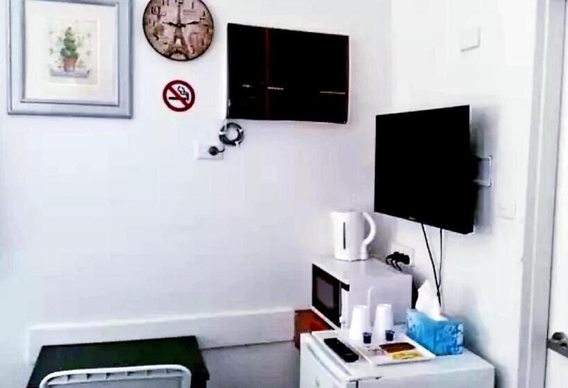 스탠다드 룸, Perth City Motel