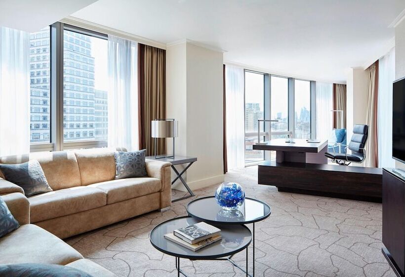 Президентский Люкс, London Marriott Hotel Canary Wharf