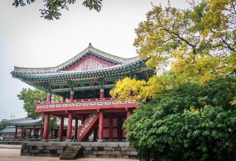 غرفة قياسية, Jeju Robero