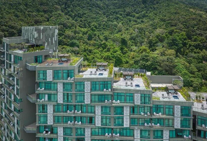 2 Bedrooms Suite Sea View, Angsana Teluk Bahang, Penang