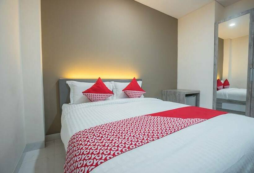 Deluxe Room, Super Oyo 1487 Residence Khoe