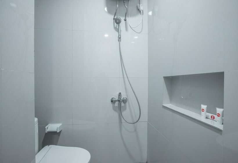 Deluxe Room, Super Oyo 1487 Residence Khoe