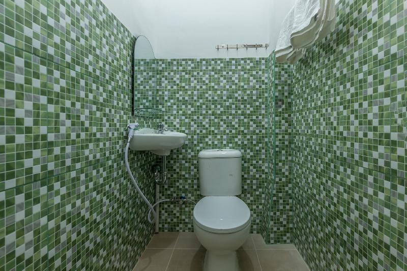 Deluxe Room, Super Oyo 1487 Residence Khoe