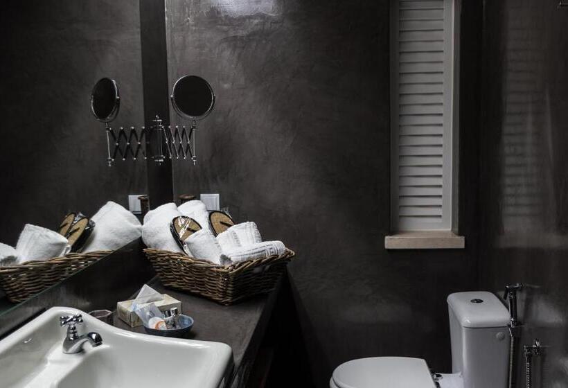标准间, Kochab Comporta