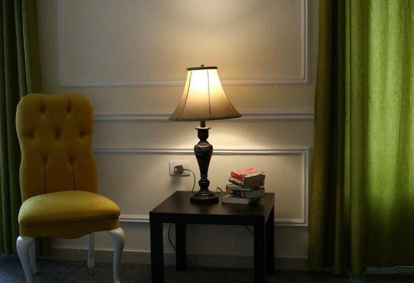 Standard Triple Room, City Citadel Hotel,amman