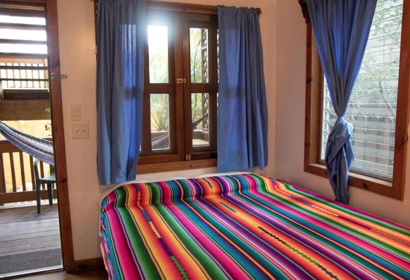 استودیو استاندارد با بالکن, Seabreeze Inn