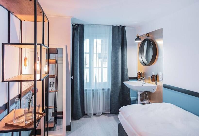 اتاق استاندارد یک تخته با سرویس بهداشتی مشترک, Pop Up Hotel Krone Zürich