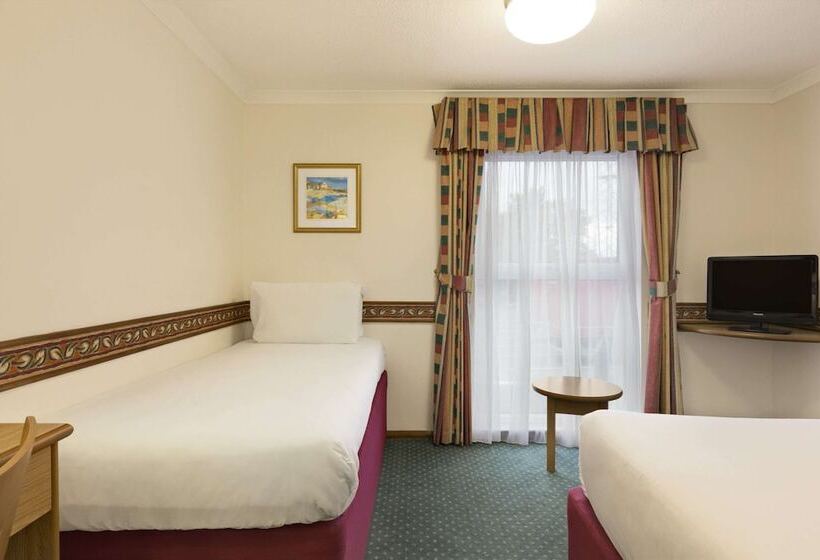 Номер Стандарт, Days Inn Leicester Forest East M1