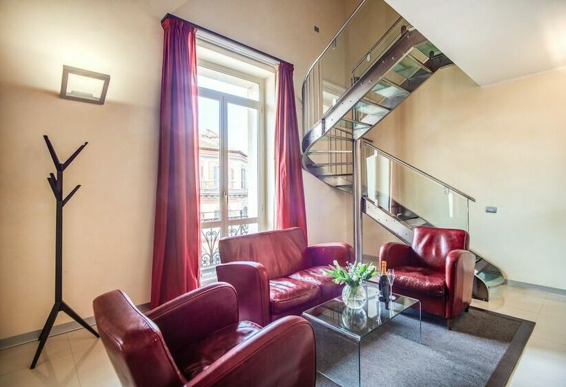 سوییت جونیور, La Griffe Hotel Roma