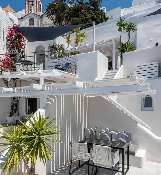 سوئیت با چشم‌انداز, Porto Fira Suites