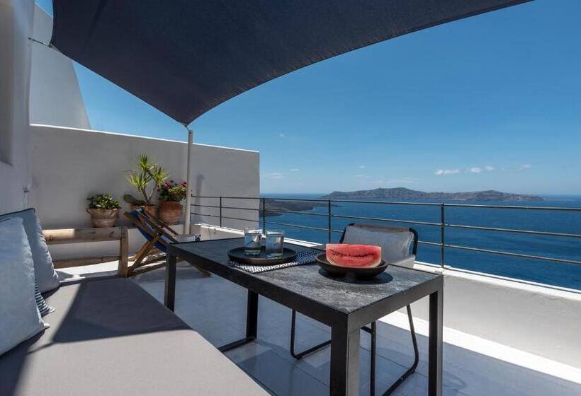 سوئیت دولوکس با چشم‌انداز, Porto Fira Suites