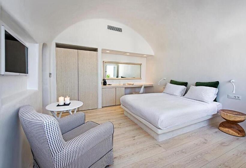 سوئیت با چشم‌انداز, Porto Fira Suites