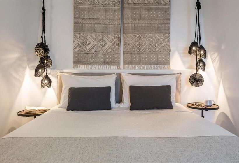 سوئیت سینیور, Porto Fira Suites