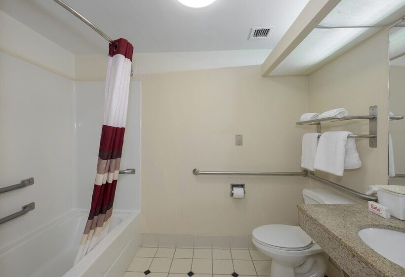 Номер Superior Адаптированный для Инвалидов, Red Roof Inn & Suites Newnan