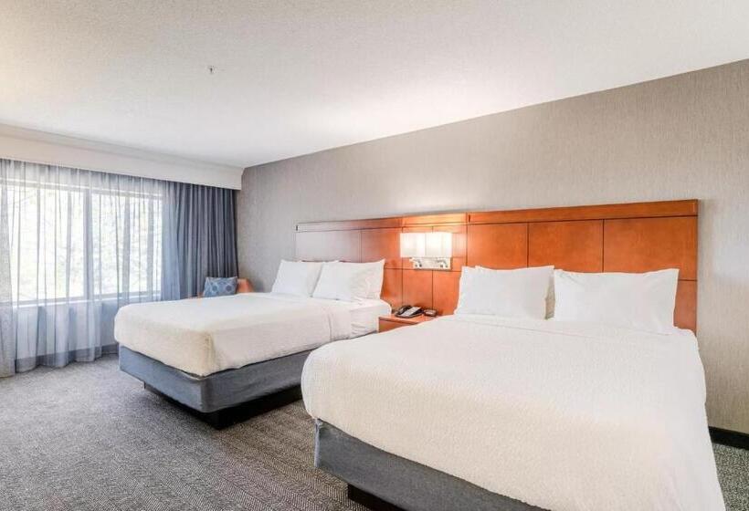 Номер Стандарт, Courtyard Burlington Williston