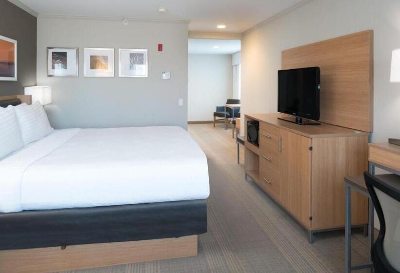 이그제큐티브 룸 킹사이즈 침대, Holiday Inn Express Spokane Airport, An Ihg