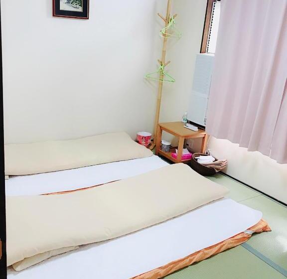 Quarto Triplo Estandar Banheiro Compartilhado, Minshuku Kaikeibo